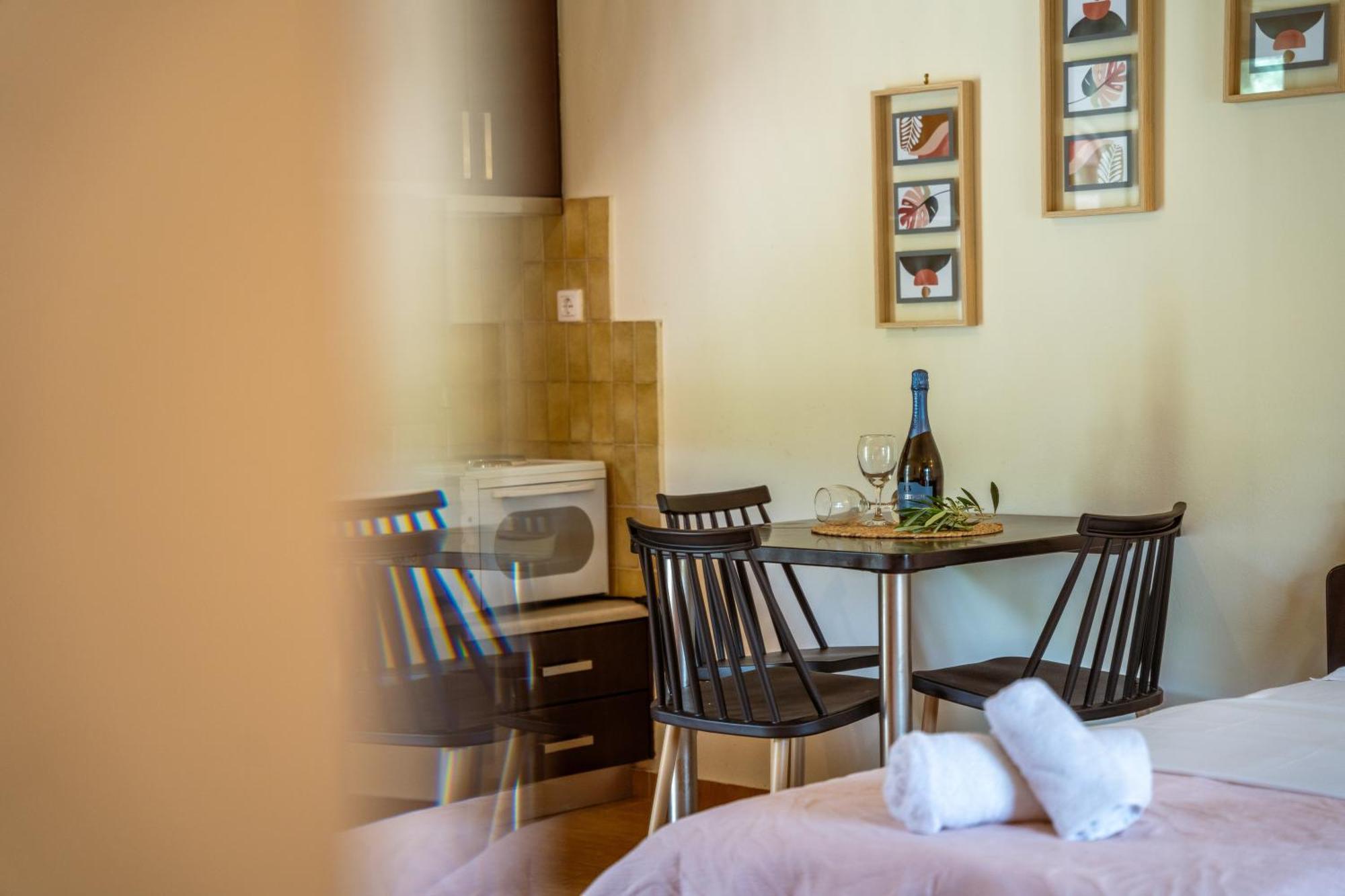 Aiora Suites Sívota Eksteriør bilde
